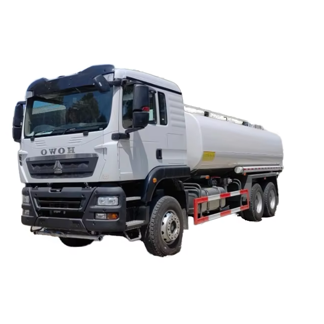 CNHTC HOWO6&times;4 25000L Camion R&eacute;servoir De Livraison De Carburant
