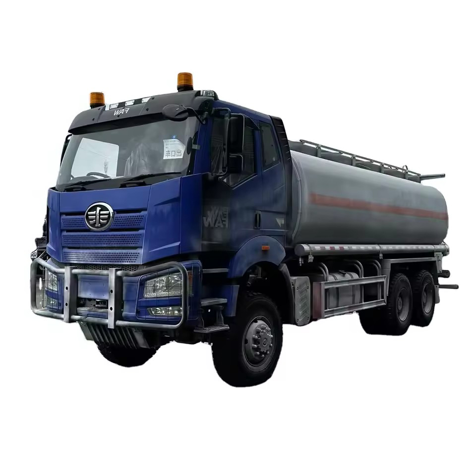 Jiefang 6*6 Camion P&eacute;trolier 26m3
