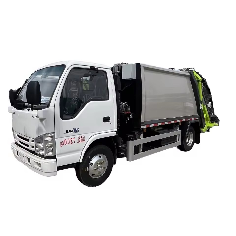 ISUZU ELF 4X2 Camion &agrave; Ordures C&eacute;l&egrave;bre Marque Petite Compression Enti&egrave;re