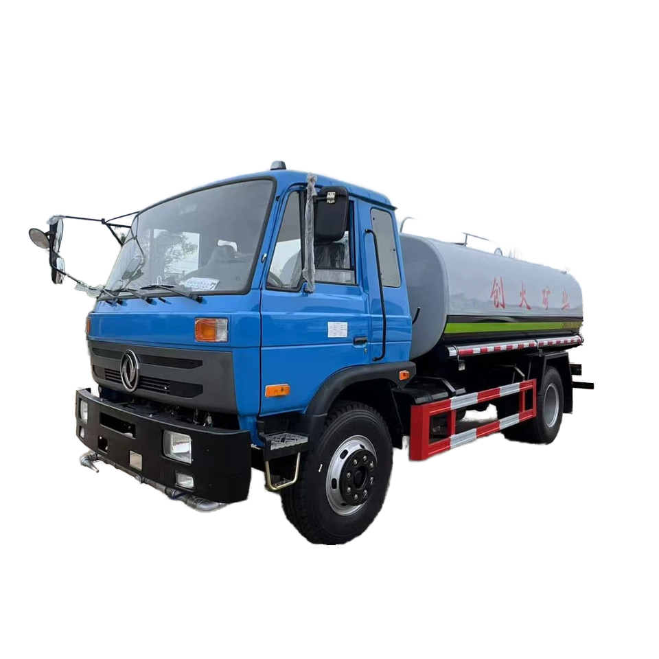 Nouveau Camion D'eau &agrave; Carburant Diesel 4x2 Avec 4 Roues Pour Le Transport De L'eau