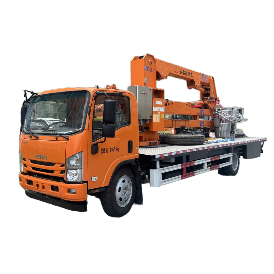 Camion D'inspection Du Pont D'Isuzu 4*2, Plateforme De Travail Mobile Avec La Fl&egrave;ch