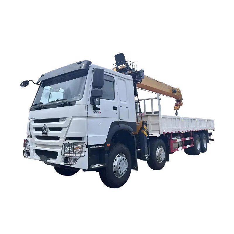 Howo Lourd 8x4 14 Tonnes Grue &agrave; Manchette Mont&eacute;e Sur Camion Pour Levage De Poids