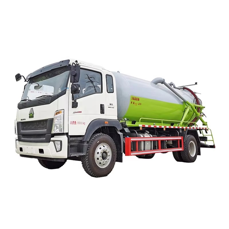 Sinotruck Howo 5000L Camion D'aspiration Des Eaux Us&eacute;es 4x2 Camion-citerne De Nettoyage 