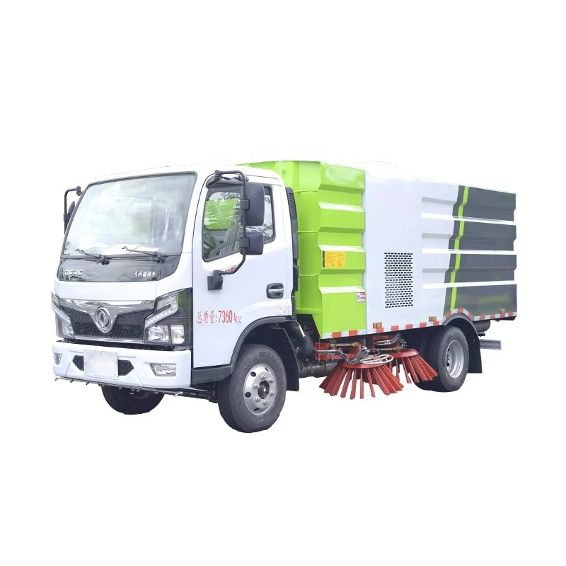 Dongfeng 4000L City Street Cleaning Truck Vacuum Road Sweeper Truck Pour Piste D'a&eacute;ropor