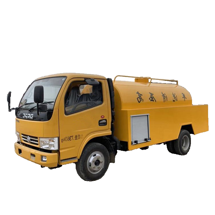 4 Camions De Nettoyage De Canalisations D'&eacute;gouts Haute Pression DFAC LHD 5000L