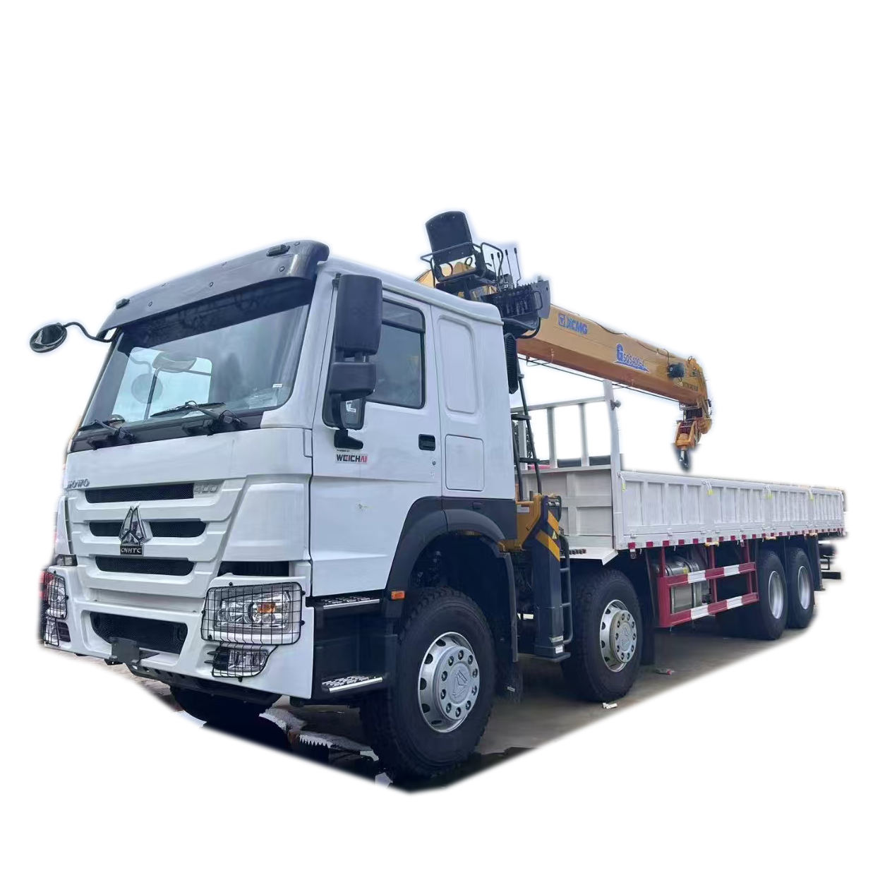 HOWO SINOTRUK 16T 20T 25T Camion De Cargaison De Grue D'automobile Avec Des Grues &agrave; Boom