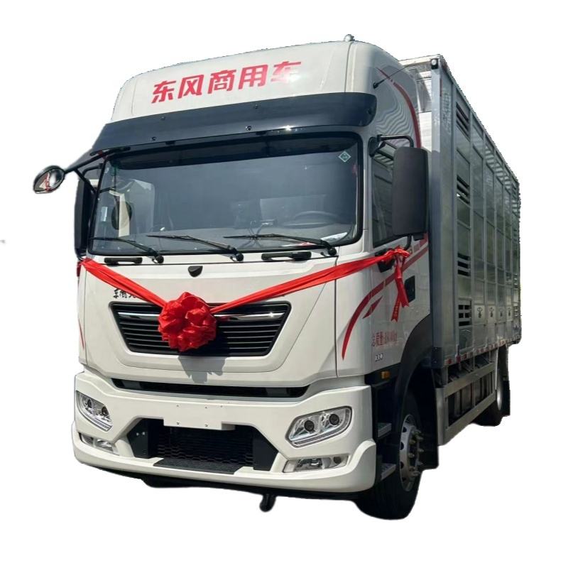 Dongfeng Camions De Transport D'animaux 4 * 2 6.8m Camion De Transport D'animaux B&eacute;