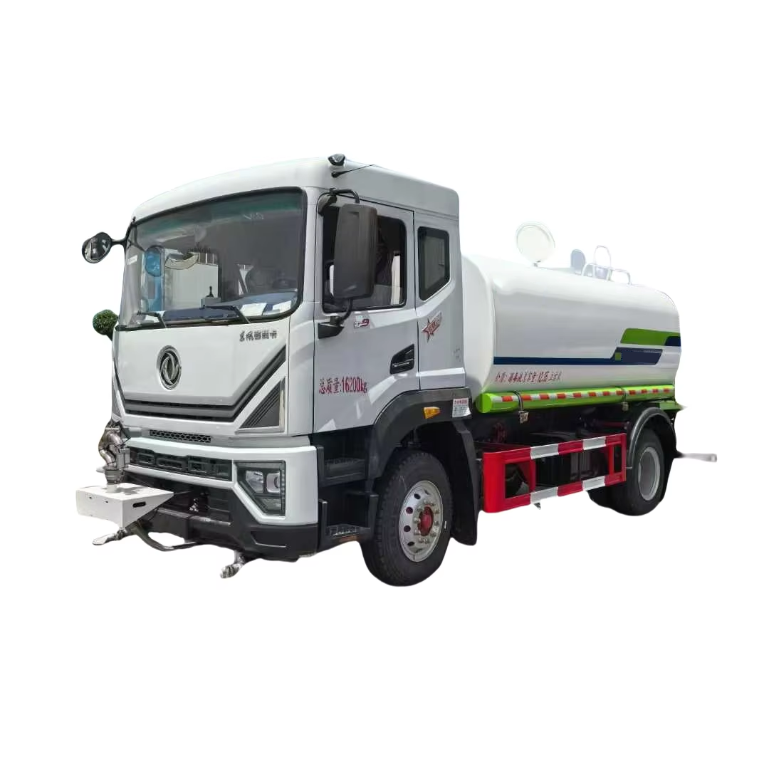 Le Camion D'aspersion D'eau Potable Mobile De Dongfeng 13000L Peut Irriguer Le Camion De P